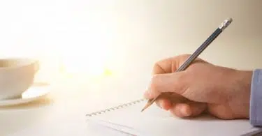 Comment bien rédiger un faire-part de décès