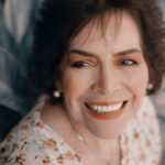 visage d'une femme âgée